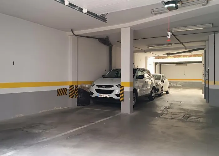 Sherryflat Aina Parking 아파트